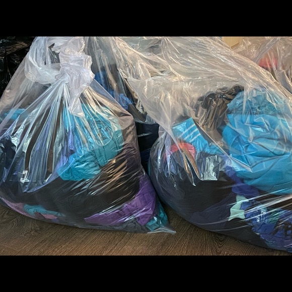 Bag of plus size clothes - Picture 3 of 7